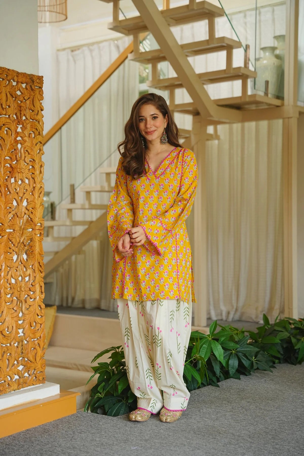 GENDA PHOOL FARSHI SALWAR SET